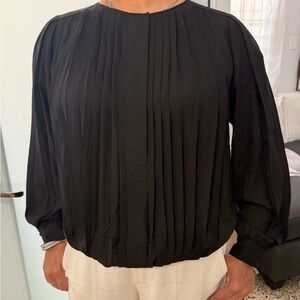Banana Republic Factory Elegant Black Blouse
Elastic bottom